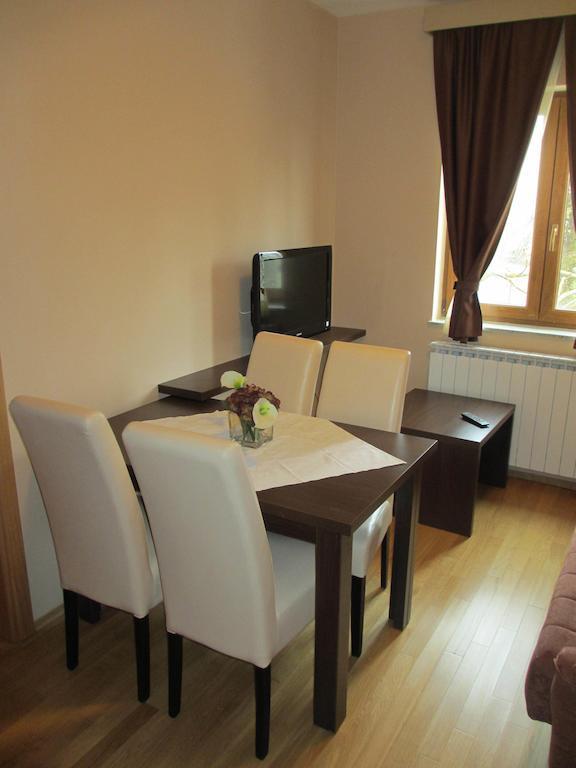 Apartments Manjan Krasno Polje Kamer foto