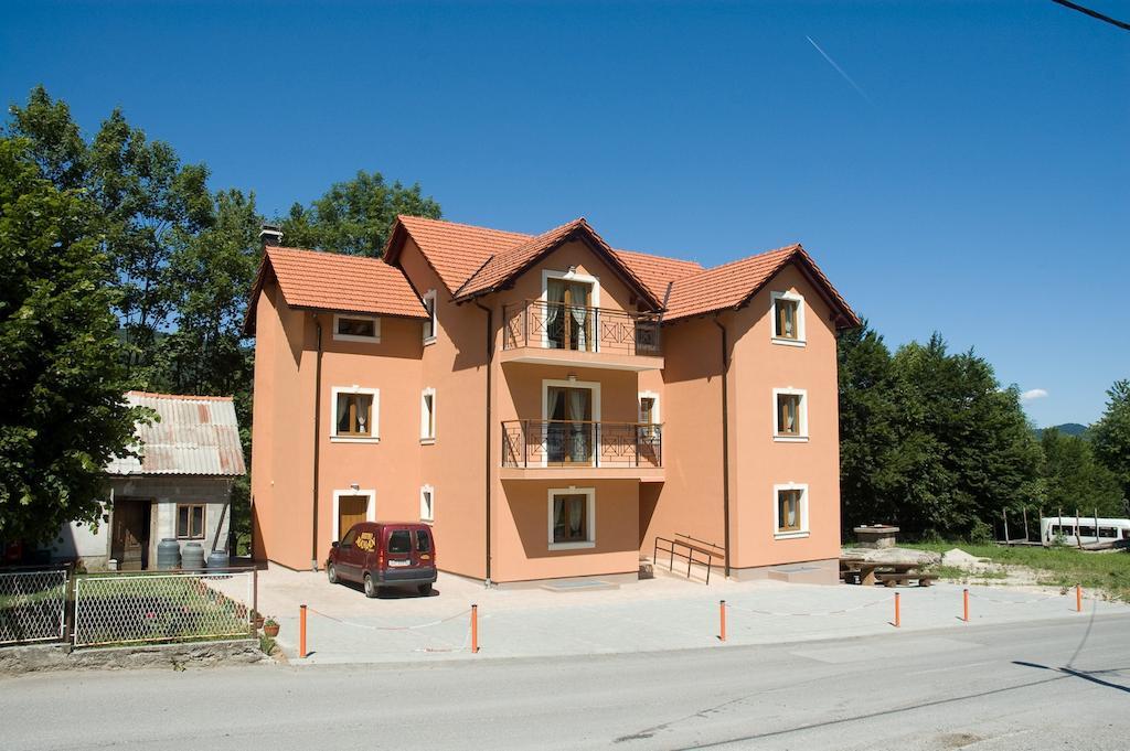 Apartments Manjan Krasno Polje Buitenkant foto