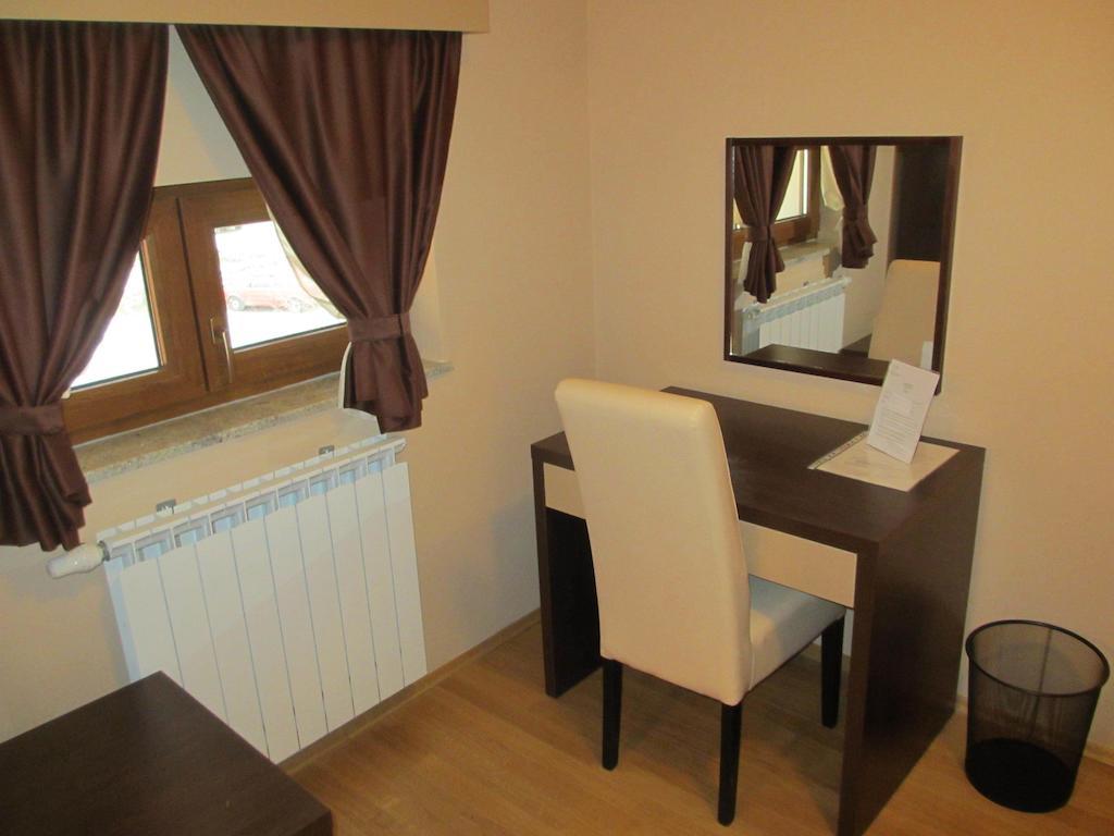 Apartments Manjan Krasno Polje Kamer foto