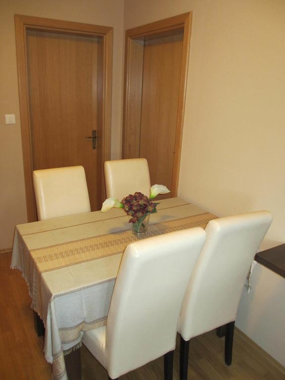 Apartments Manjan Krasno Polje Kamer foto