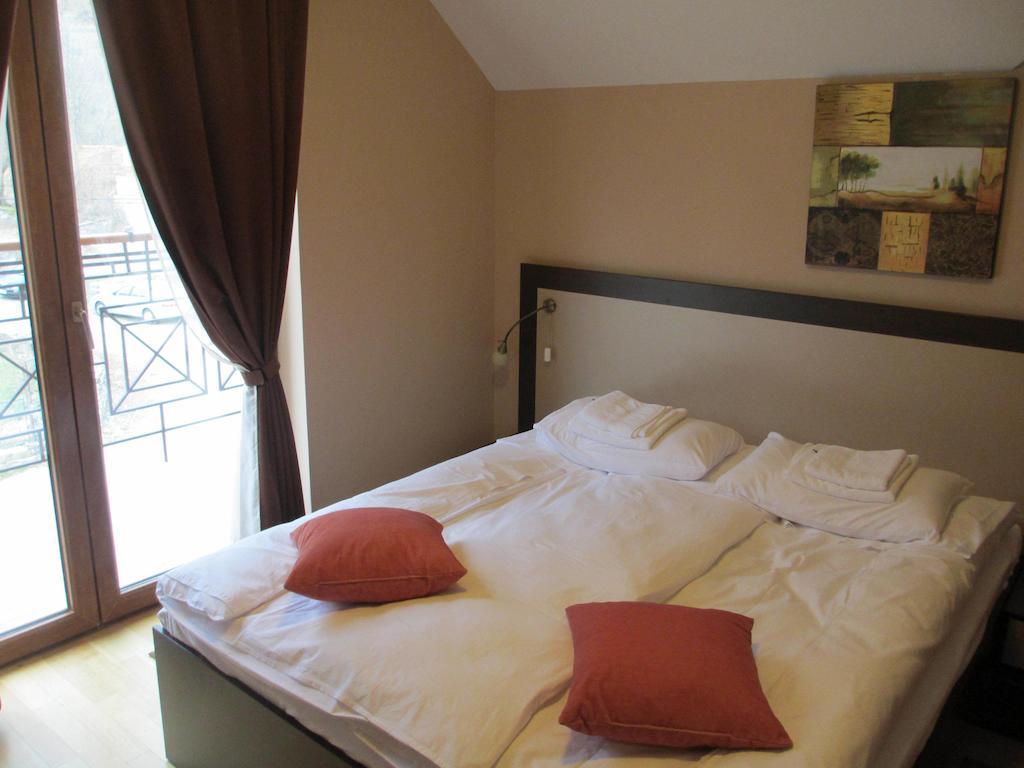 Apartments Manjan Krasno Polje Kamer foto