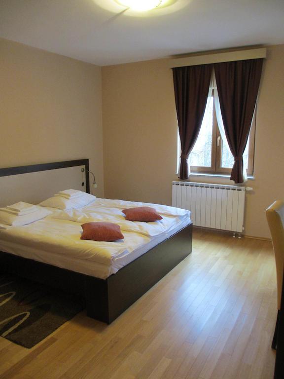 Apartments Manjan Krasno Polje Kamer foto