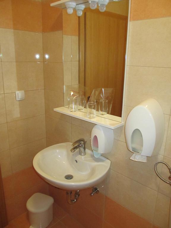 Apartments Manjan Krasno Polje Kamer foto