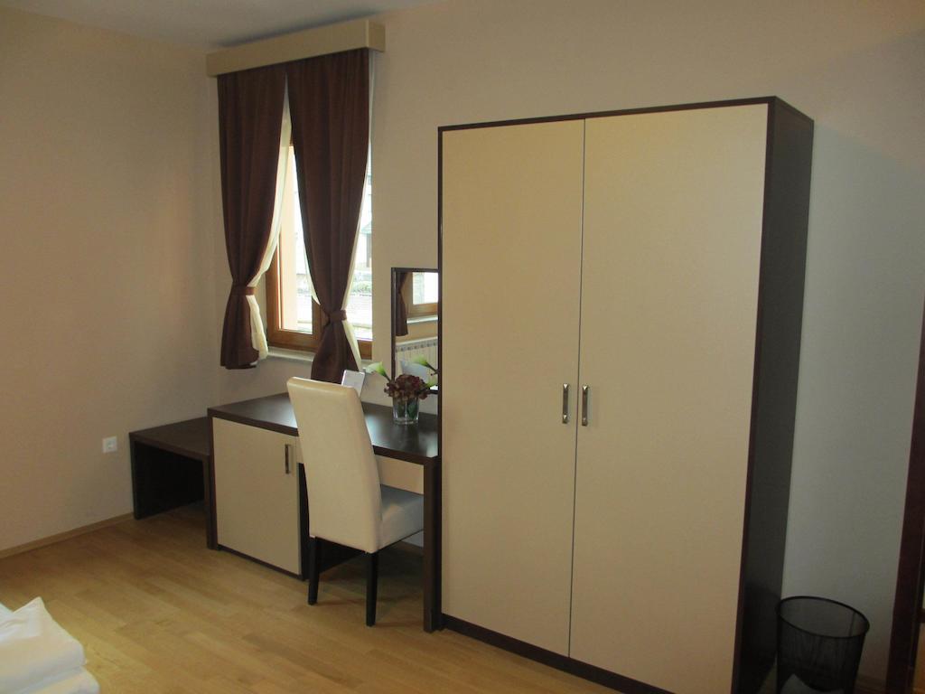 Apartments Manjan Krasno Polje Kamer foto
