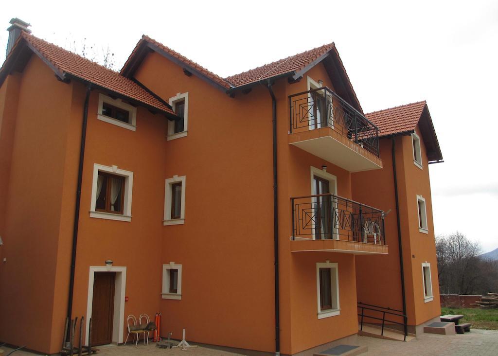 Apartments Manjan Krasno Polje Buitenkant foto